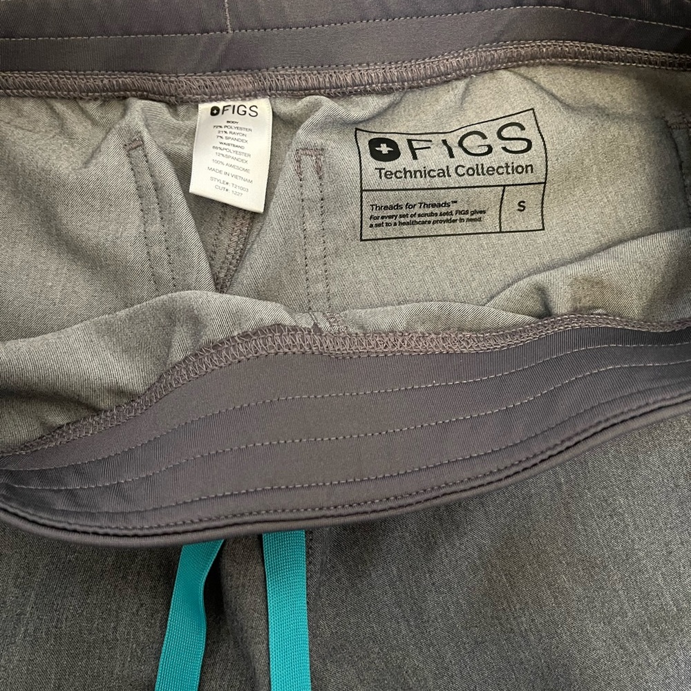 Figs Basic Scrub Pant, Graphite, S, Regular Length - image 3